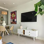 Penthouse In Azahar De Estepona, 2km From Azata Golf דירה