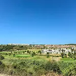 Penthouse In Azahar De Estepona, 2km From Azata Golf