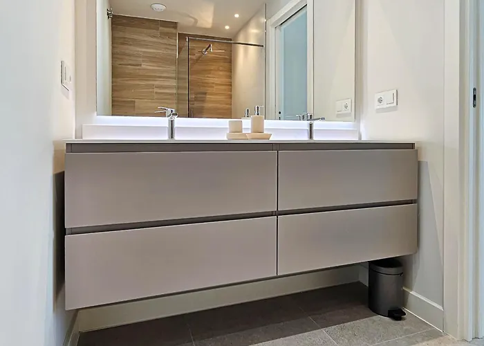 Penthouse In Azahar De Estepona, 2km From Azata Golf