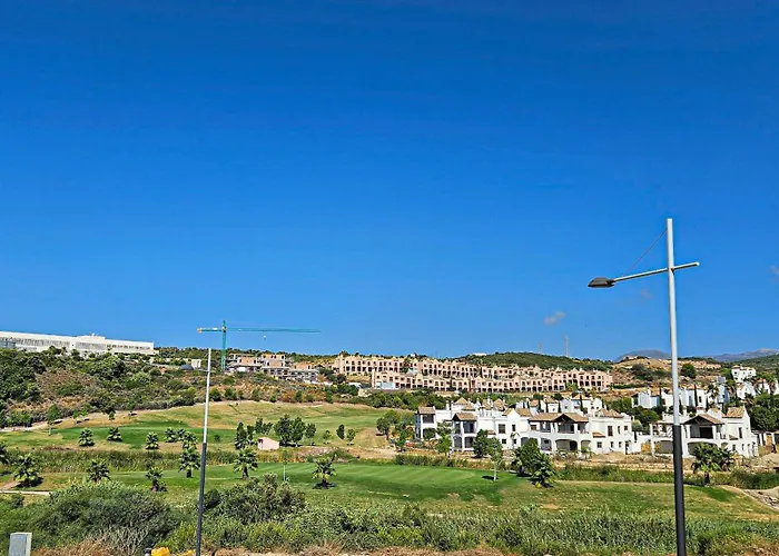Penthouse In Azahar De Estepona, 2km From Azata Golf Apartamento