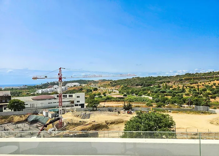 Apartamento Penthouse In Azahar De Estepona, 2km From Azata Golf *