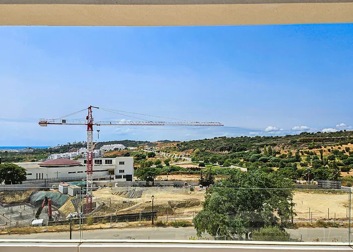 Apartamento Penthouse In Azahar De Estepona, 2km From Azata Golf Estepona