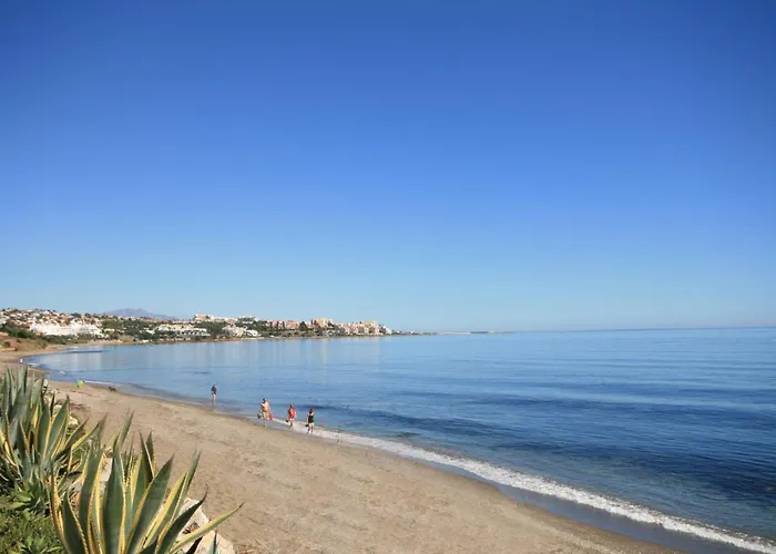Penthouse In Azahar De Estepona, 2km From Azata Golf Apartamento Estepona